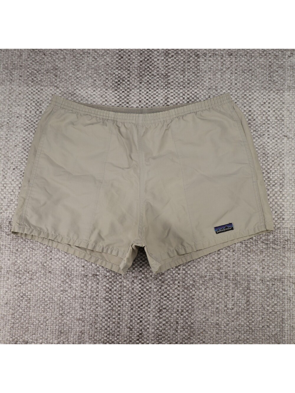 Vintage Patagonia Women's Beige Outdoor Shorts Size Large